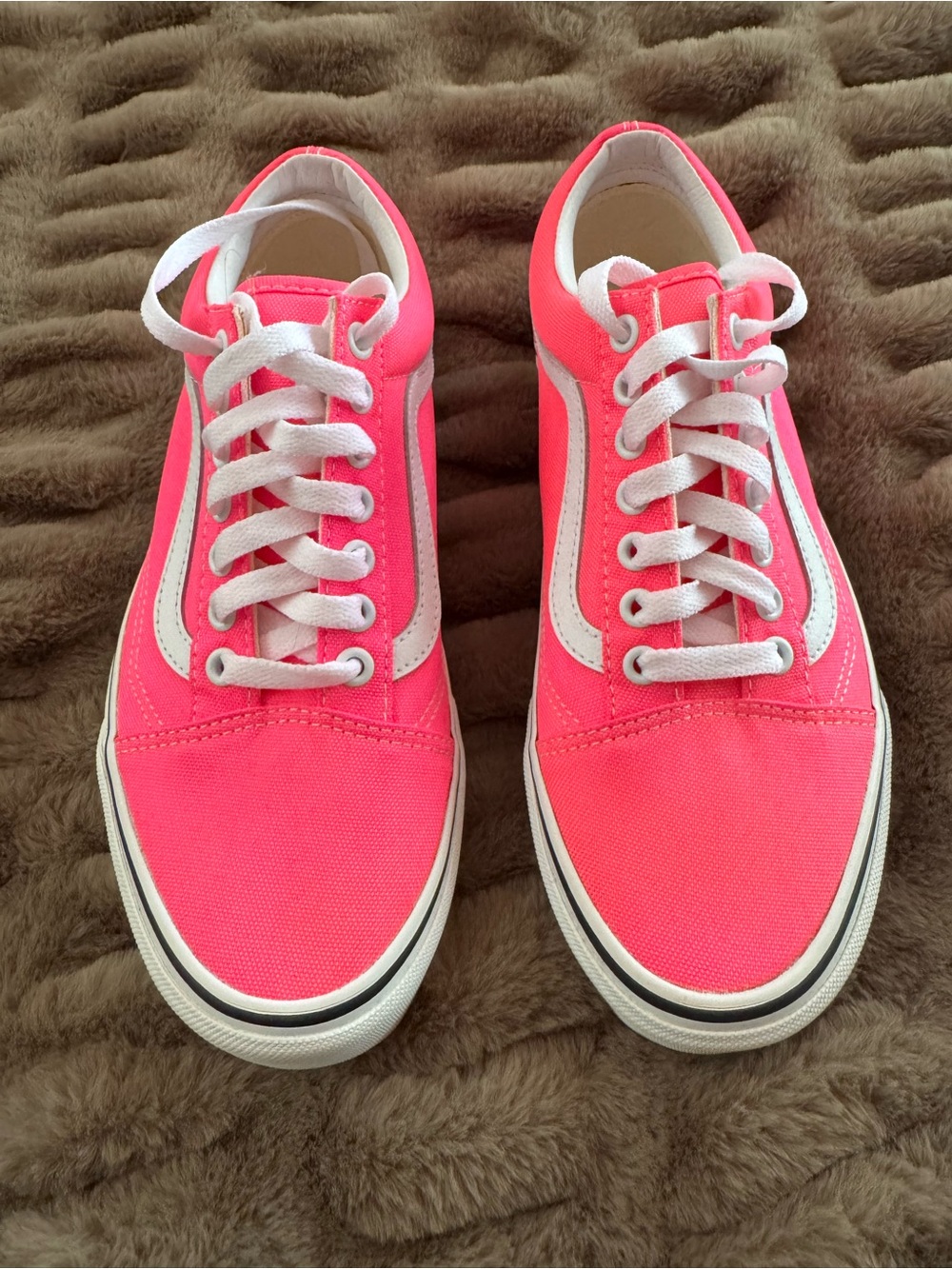 Vans Neon Pink Canvas Old School Low-Top Sneakers